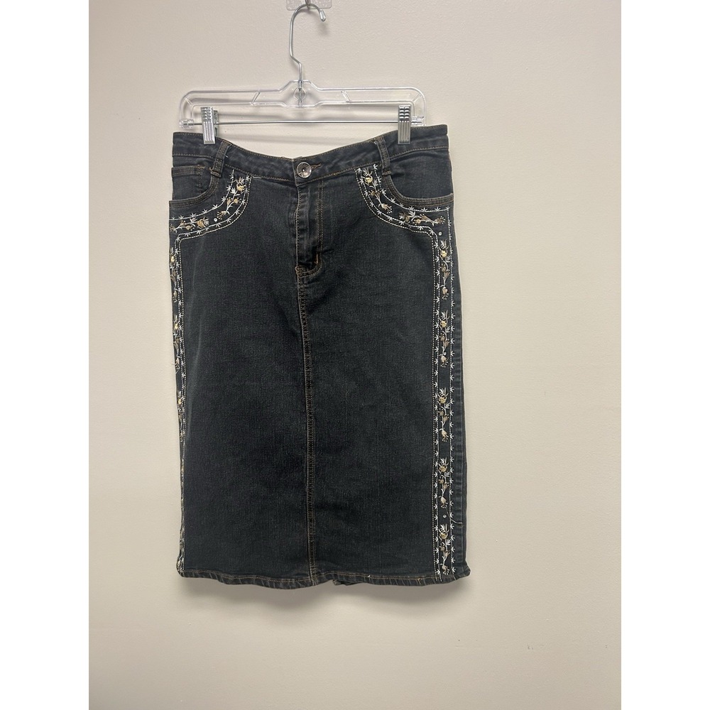 ZZvet Women's Denim Skirt Embroidered With Front And Back Pockets Size 15/16